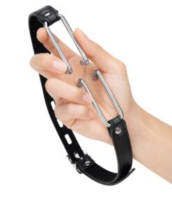 Alternative view of Me You Us Spider Stretch Gag 2